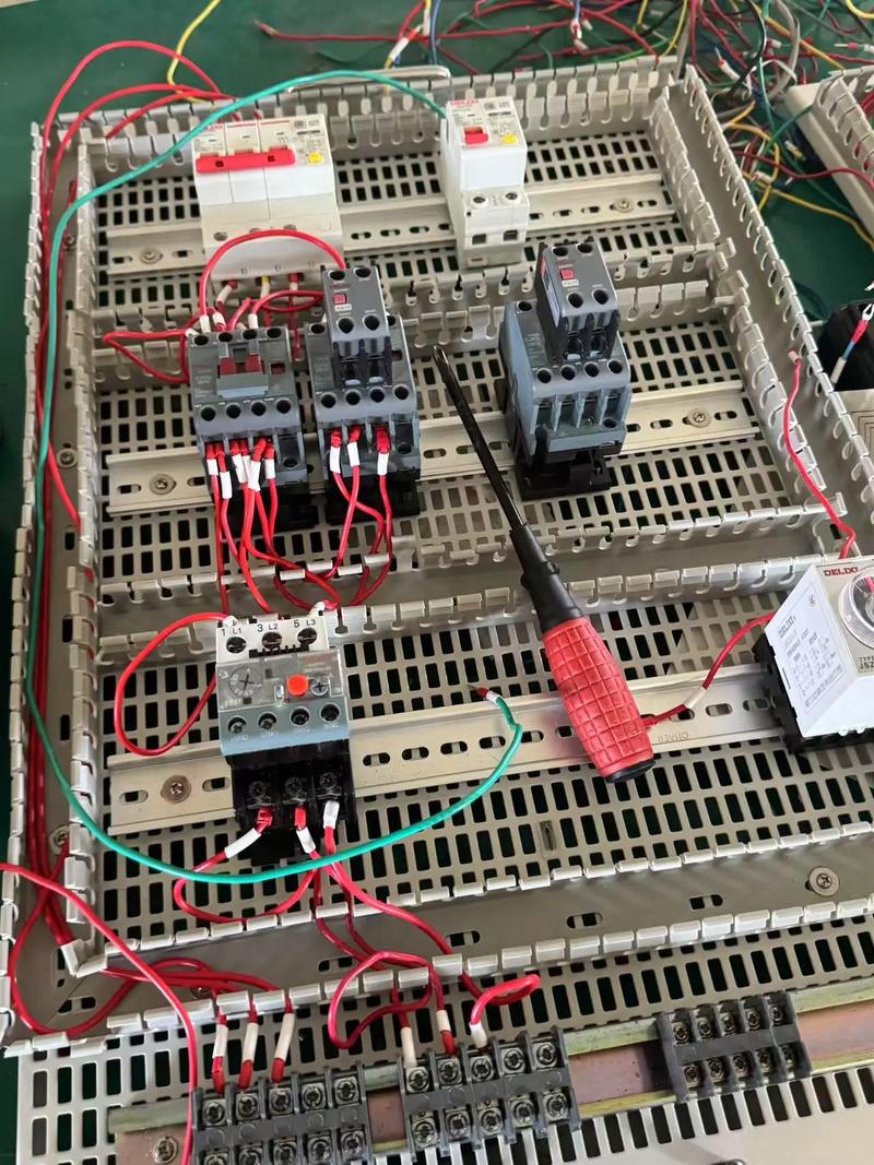 电气自动化技术 看似复杂的领域，其实有着清晰的逻辑